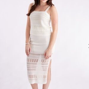 Uncharted Threads
Crocheted Side Slit Mini Skirt NWT Sz XL